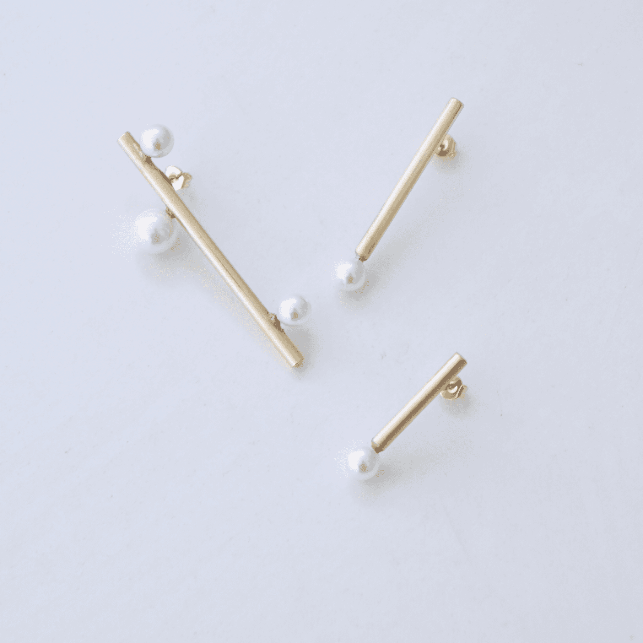 【卒入学/フォーマル】ミニマルシックな 貝パール × ゴールド真鍮 ピアス（3タイプ）【母の日】 | 2枚目